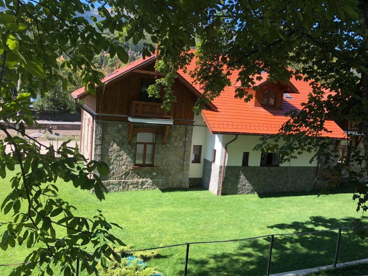 Pensiunea Piscul Cainelui Sinaia Zewnętrze zdjęcie